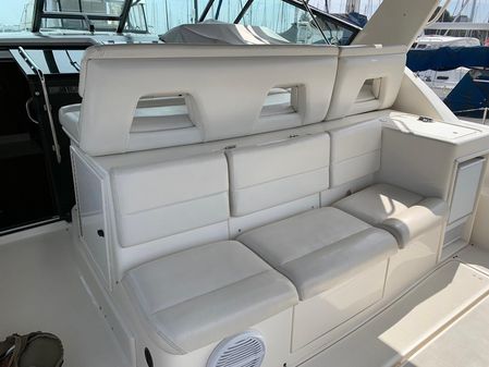 Tiara Yachts 4000 Express image