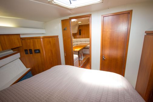 Tiara Yachts 4000 Express image