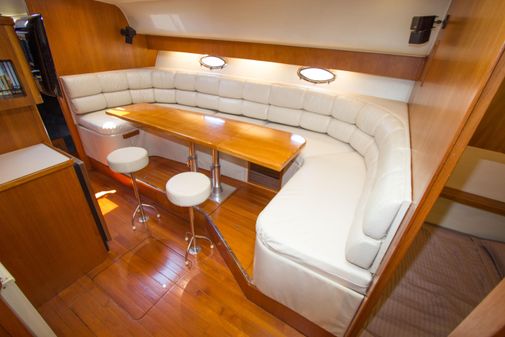 Tiara Yachts 4000 Express image