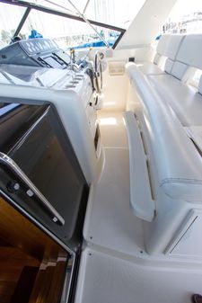 Tiara Yachts 4000 Express image