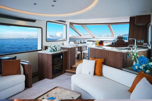 Aquitalia 78 Flybridge image