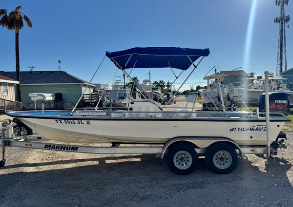 Blue Wave 220 Classic image