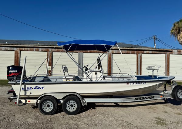 Blue Wave 220 Classic image