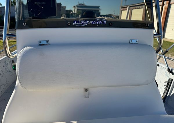 Blue Wave 220 Classic image