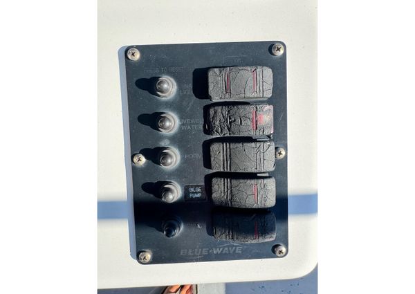 Blue Wave 220 Classic image