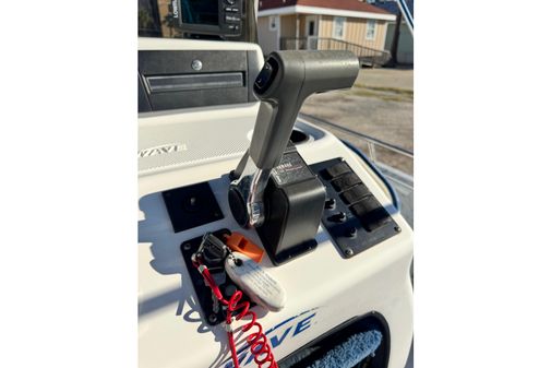 Blue Wave 220 Classic image