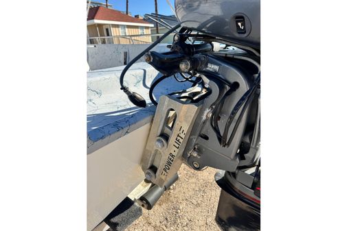 Blue Wave 220 Classic image