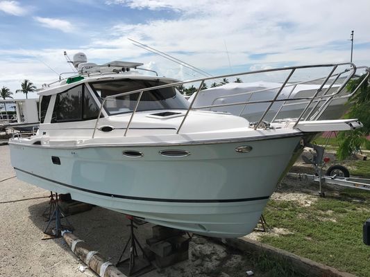Cutwater C28 LE Diesel Trade IN - main image