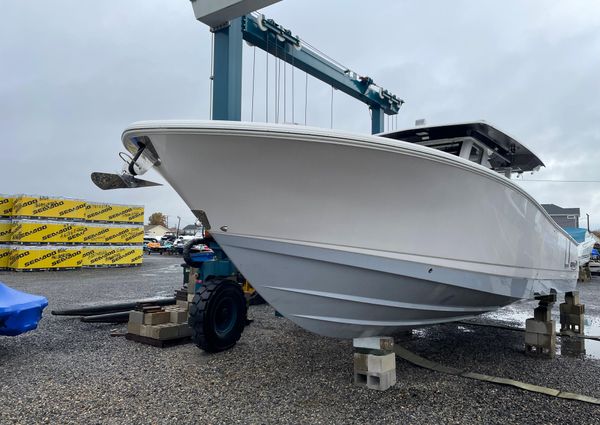 Robalo R360 image