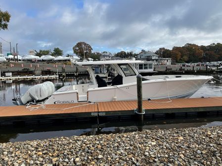 Robalo R360 image