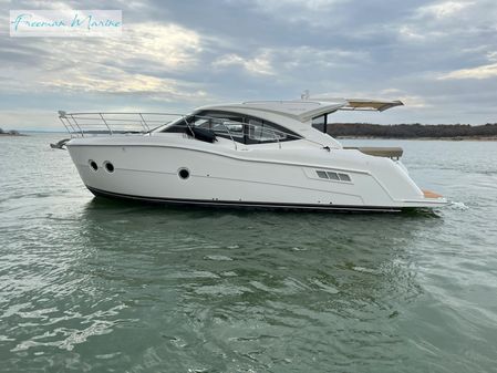 Carver C37 image