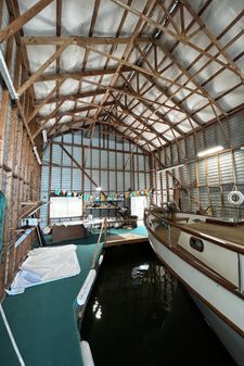 Larson Boat House image
