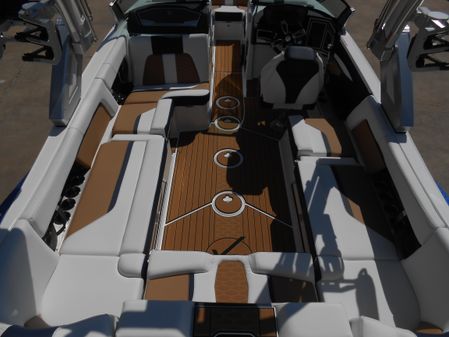 MasterCraft X24 image