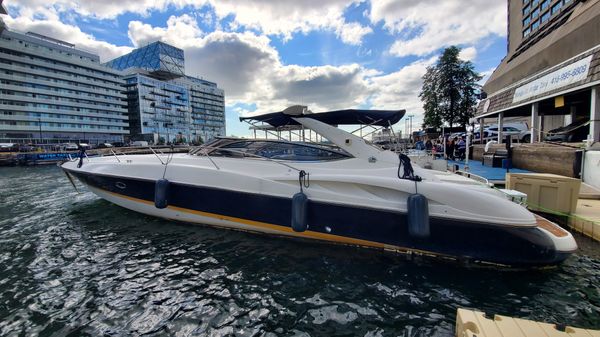 Sunseeker Superhawk