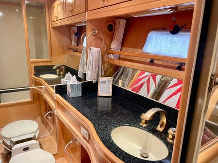 Mckinna 57-PILOTHOUSE image