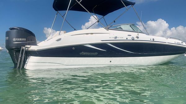 Hurricane SunDeck 2400 OB 