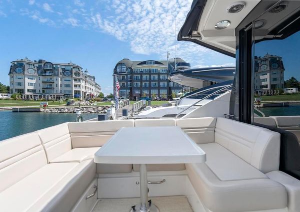 Sea Ray 510 Sundancer image