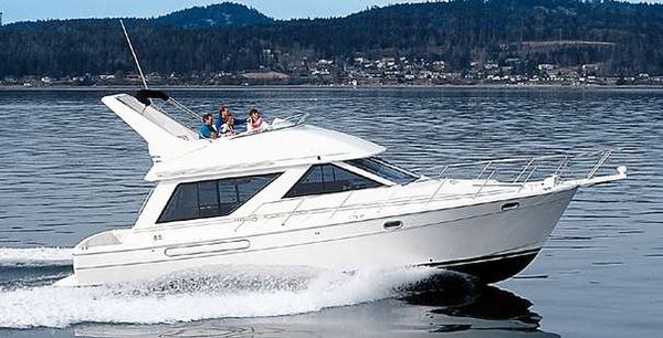 Bayliner 3988-COMMAND-BRIDGE-MOTORYACHT image