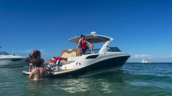 Sea Ray 350 SLX