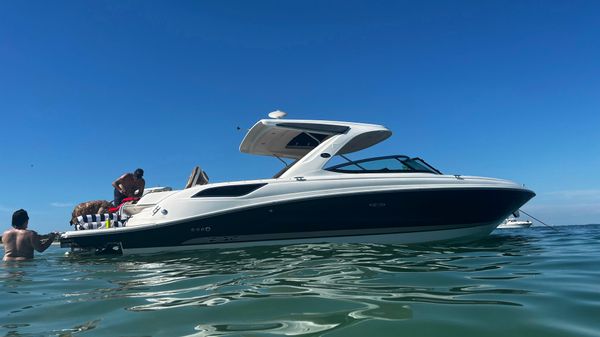 Sea Ray 350 SLX 