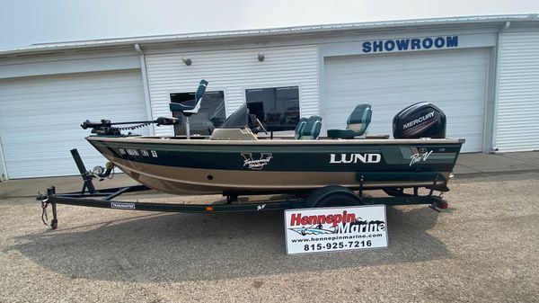 Lund 1775 Pro-V SE 