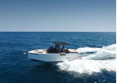 De Antonio Yachts D28 Open image