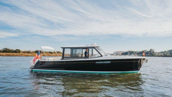 MJM Yachts MJM 3