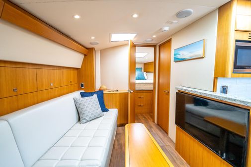 Hatteras 45 Express Sportfish image