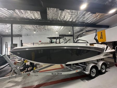 Glastron GTD240 image