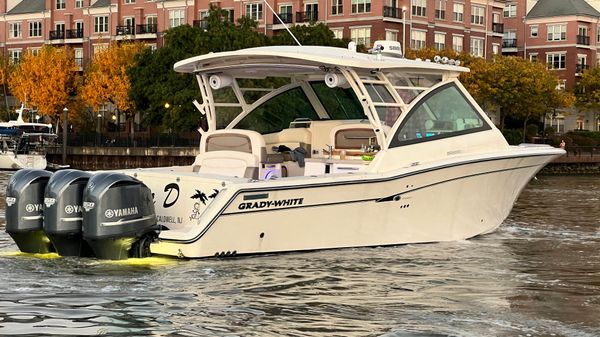 Grady-White Freedom 375