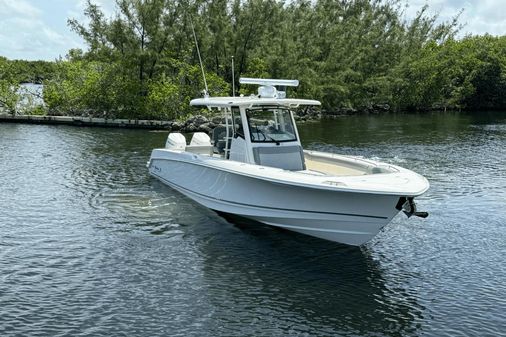 Boston Whaler 330 Outrage image