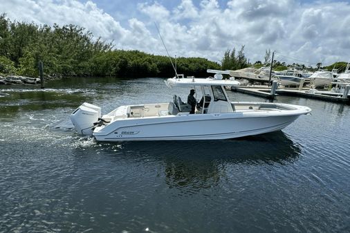 Boston Whaler 330 Outrage image