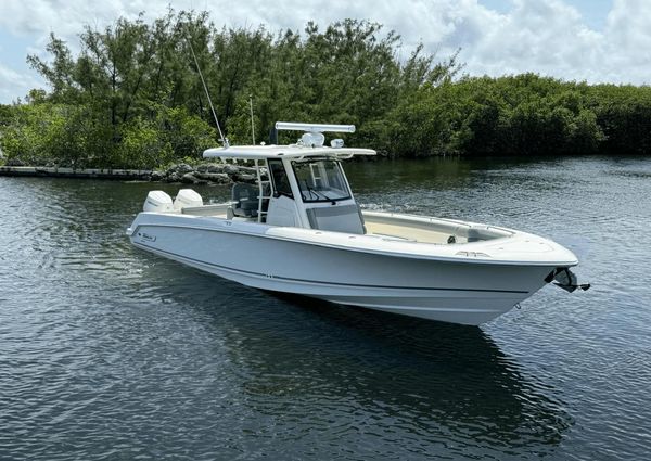 Boston Whaler 330 Outrage image