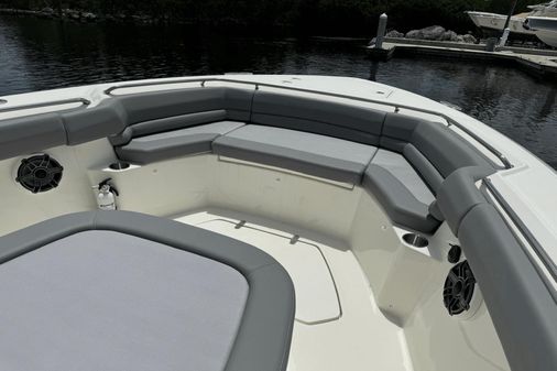 Boston Whaler 330 Outrage image