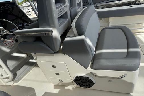 Boston Whaler 330 Outrage image