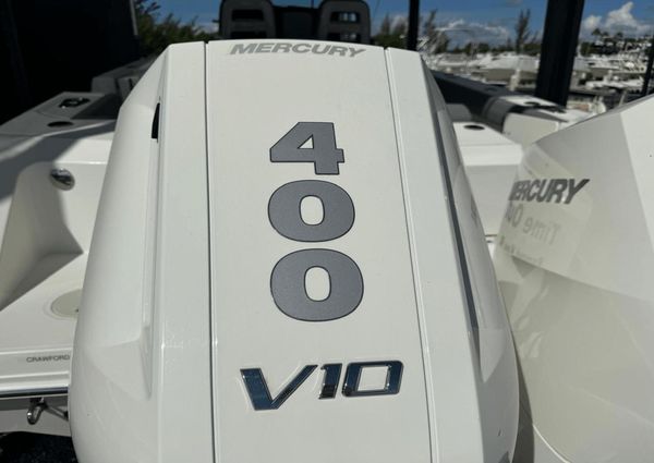 Boston Whaler 330 Outrage image