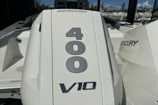 Boston Whaler 330 Outrage image