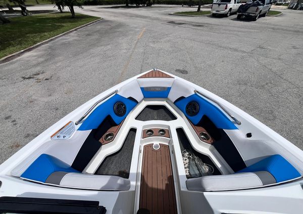 Nautique SUPER-AIR-NAUTIQUE-210 image