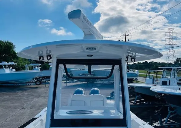 Sea-hunt GAMEFISH-27-COFFIN-BOX image