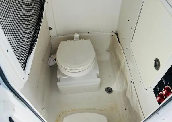 Sea-hunt GAMEFISH-27-COFFIN-BOX image