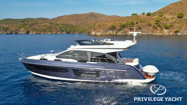 Azimut 53 image