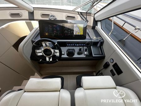 Azimut 53 image