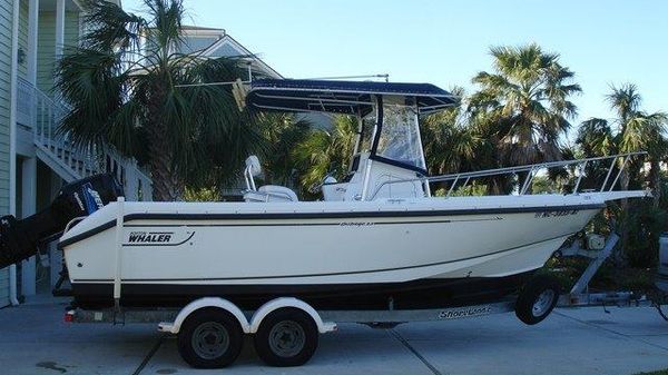 Boston Whaler 23 Outrage 