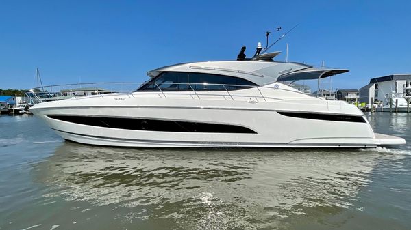 Riviera 5400 SY Platinum Edition