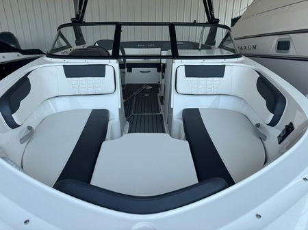 Bayliner VR6-BOWRIDER-I-O image