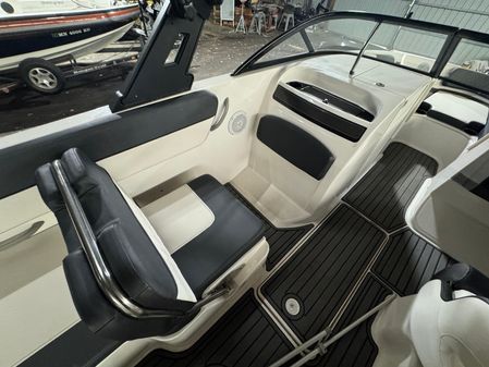 Bayliner VR6-BOWRIDER-I-O image