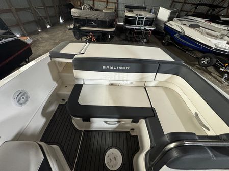 Bayliner VR6-BOWRIDER-I-O image