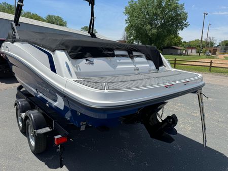 Bayliner VR6-BOWRIDER-I-O image