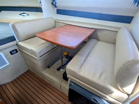 Bayliner 285 image