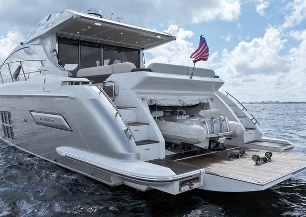 Azimut 55S image